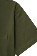 Load image into Gallery viewer, POCKET BOX TEE V4 IN MOSS GREEN
