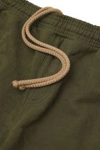 Load image into Gallery viewer, &quot;ORNATE&quot; SWEATSHORTS IN OLIVE
