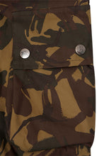 Load image into Gallery viewer, MILITIA PANTS IN ELM CAMO
